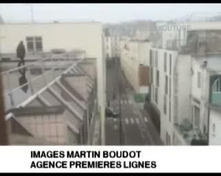 Парижські терористи кричать “Аллах Акбар” під час нападу на Charlie Hebdo