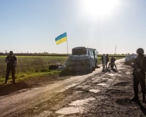 Паперові перепустки в зону АТО більше не видають Паперові перепустки в зону АТО більше не видають