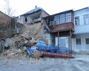В Мелитополе ночью обвалился двухэтажный дом (фото)