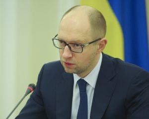 Яценюк: кто не с маком — тот москаль