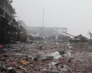 Донецьк обстрілює важка артилерія (фото,оновлено) Донецьк обстрілює важка артилерія (фото,оновлено)