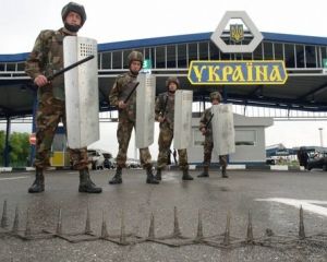 Російська авіація пішла в розвідку над кордоном