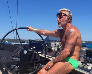 Танцюючий мільйонер у тату став топ-персоною Instagram (ФОТО, ВІДЕО)