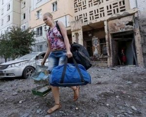 Неясные перспективы: местные жители бегут из Донецка Неясные перспективы: местные жители бегут из Донецка