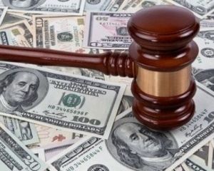 Україна бореться з Газпромом в суді за 50 млрд доларів Україна бореться з Газпромом в суді за 50 млрд доларів