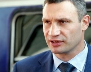 Кличко потролив Ляшка: Бери яйця і неси