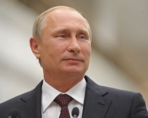 Суд відмовився усунути Путіна “від трону” Суд відмовився усунути Путіна “від трону”