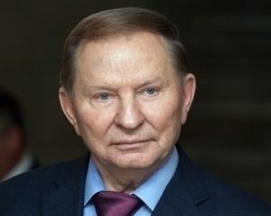 Кучма: Наши партнеры блокируют работу КПП в Золотом (ВИДЕО) Кучма: Наши партнеры блокируют работу КПП в Золотом (ВИДЕО)