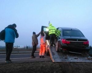 Перші ФОТО з місця ДТП президента Польщі Дуди (ВІДЕО) Перші ФОТО з місця ДТП президента Польщі Дуди (ВІДЕО)