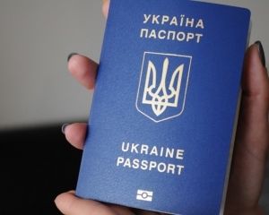 Жителям Криму з паспортами РФ закрита дорога в ЄС