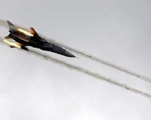 Проліт крилатої ракети, випущеної Росією у Сирії (ВІДЕО) Проліт крилатої ракети, випущеної Росією у Сирії (ВІДЕО)