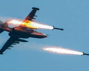 Росія знову бомбила Сирію (ВІДЕО) Росія знову бомбила Сирію (ВІДЕО)