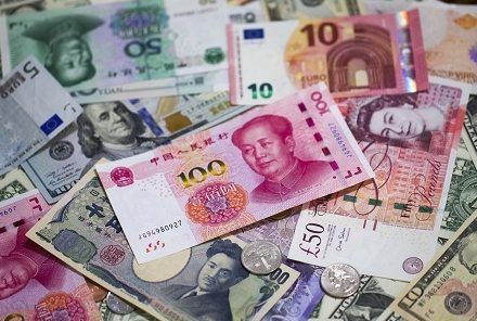 МВФ включив у свій валютний кошик китайський юань