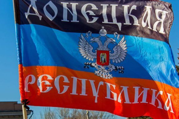 Як посадовці часів Януковича піднімали “ДНР” (СХЕМА)