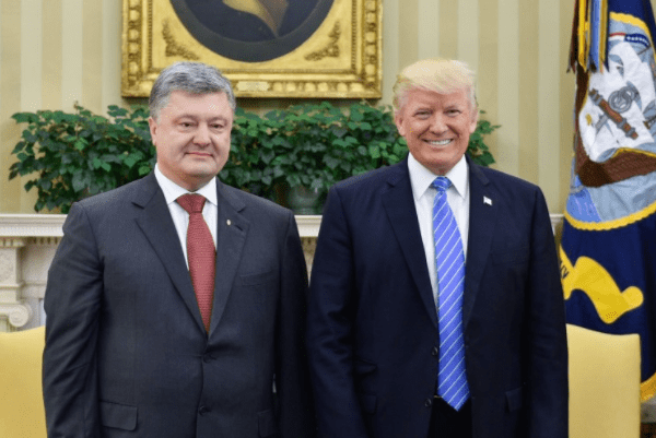 Трамп дал обещание Порошенко Порошенко Трамп
