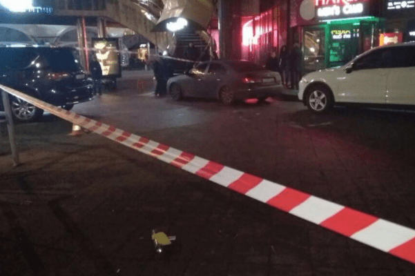 Вибух біля нічного клубу в центрі Києва Вибух
