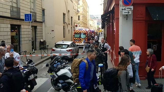 Взрыв в центре Лиона, много пострадавших Вибух у Франції — у центрі Ліона стався вибух