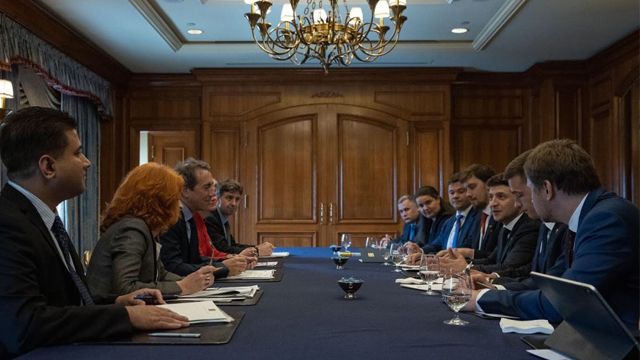 Украина готова к новой программе с МВФ после формирования правительства — Зеленский Україна готова до нової програми з МВФ після формування уряду — Зеленський