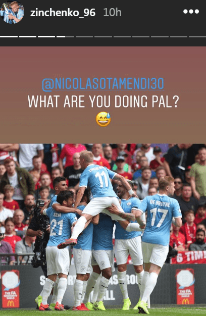 Что ты делаешь? Зинченко не понял Отаменди, который засунул ему руку между ног Фото 1 Зінченко не зрозумів Отаменді, який засунув йому руку між ніг Фото 1