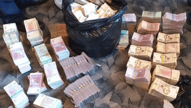 У Львові викрили конвертаційний центр, через який “відмили” 350 млн грн У Львові викрили конвертаційний центр