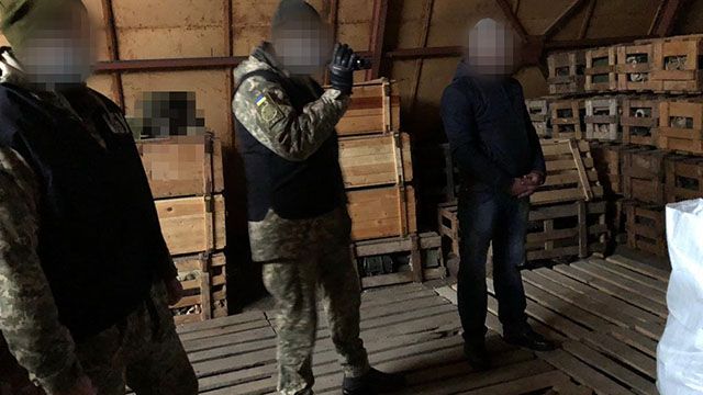 Понад 1 млн грн: СБУ викрила командування військової частини на привласненні держкоштів СБУ викрила командування військової частини на привласнені держкоштів