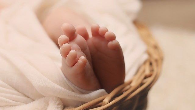 Задушила ременем: на Дніпропетровщині матір вбила 4-місячного сина через плач Задушила ременем: на Дніпропетровщині матір вбила 4-місячного сина через плач