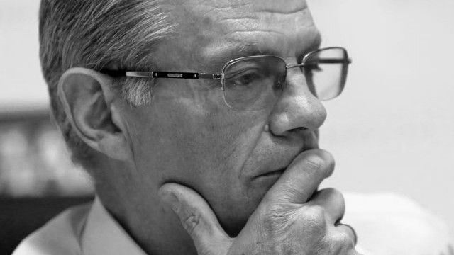 Богдан Соколовський_дипломат, фізик