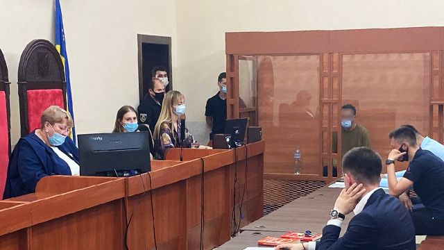 Убийство и поджог в Белогородке: подозреваемому выбирают меру пресечения Убийство и поджог в Белогородке: подозреваемому выбирают меру пресечения