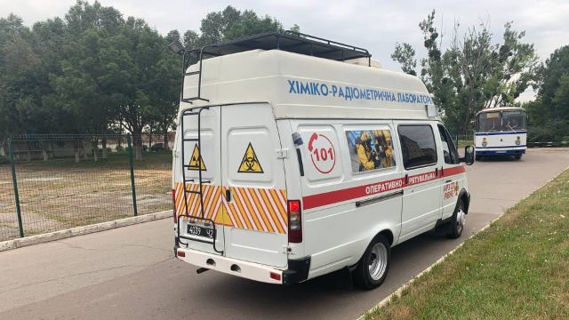 Аварія на Рівнеазоті: показники повітря у нормі, фахівці збирають проби ґрунту Аварія на Рівнеазоті: Держекоінспекція продовжує збирати проби ґрунту