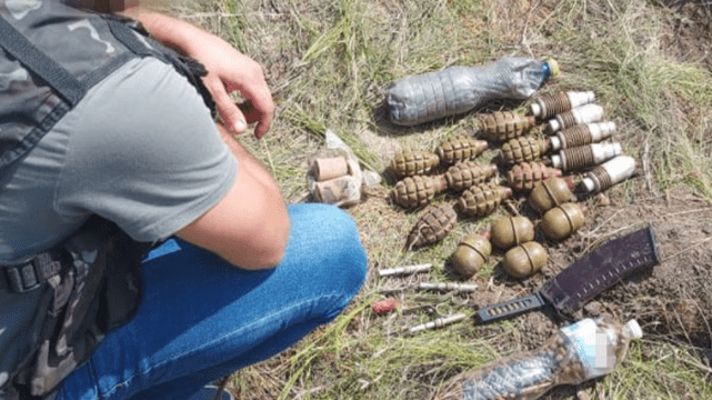 Схрон бойовиків на Луганщині Схрон бойовиків на Луганщині