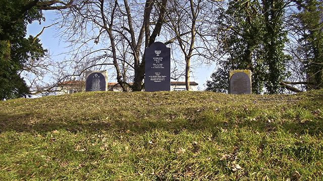 Скандал в Германии: неонациста похоронили в пустой еврейской могиле кладовище у Німеччині, єврейські могили