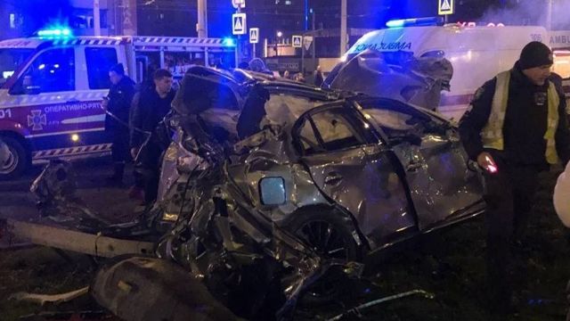 ДТП у Харкові: водій міг рухатися зі швидкістю 180 км/год ДТП у Харкові
