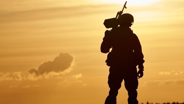 Білоруський солдат намагався вистрілити у польських військових на кордоні