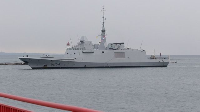 Фрегат ВМС Франції Auvergne прибув до Одеси
