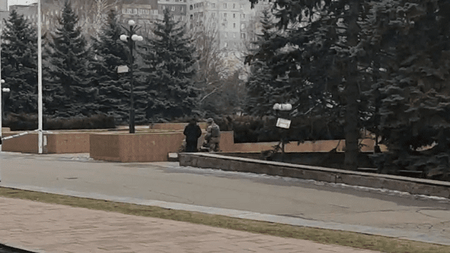 У Кривому Розі біля міськради пролунав вибух