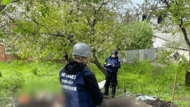 Окупанти з танку розбомбили будинок на Харківщині – троє загиблих