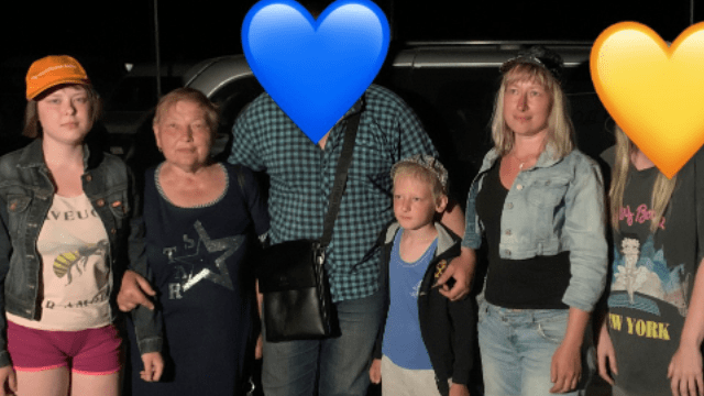 Родина Єгора з Маріуполя