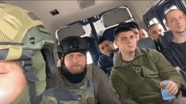 З'явилося відео зі звільненими на Миколаївщині військовополоненими