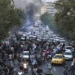 В Иране погибли 16 человек во время самых масштабных за три года протестов