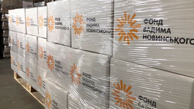 УПЦ та Фонд Вадима Новинського роздали більше 40 тис. продуктових наборів жителям України УПЦ та Фонд Вадима Новинського роздали більше 40 тисяч продуктових наборів жителям України