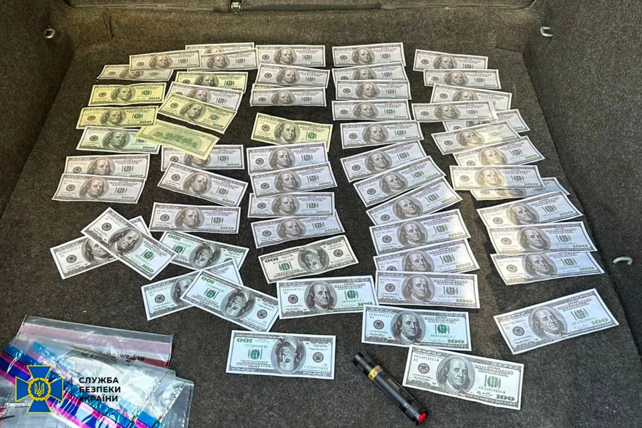 На Тернопільщині депутат за гроші допомагав мобілізованим уникнути ротації на передову Фото 2 На Тернопільщині депутат за гроші допомагав мобілізованим уникнути ротації на передову Фото 2