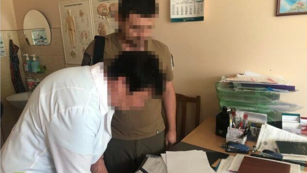 ”Списала” 50 ухилянтів за 10 млн грн: : на Київщині голова ВЛК допомагала уникати призову ”Списала” 50 ухилянтів за 10 млн грн: : на Київщині голова ВЛК допомагала уникати призову