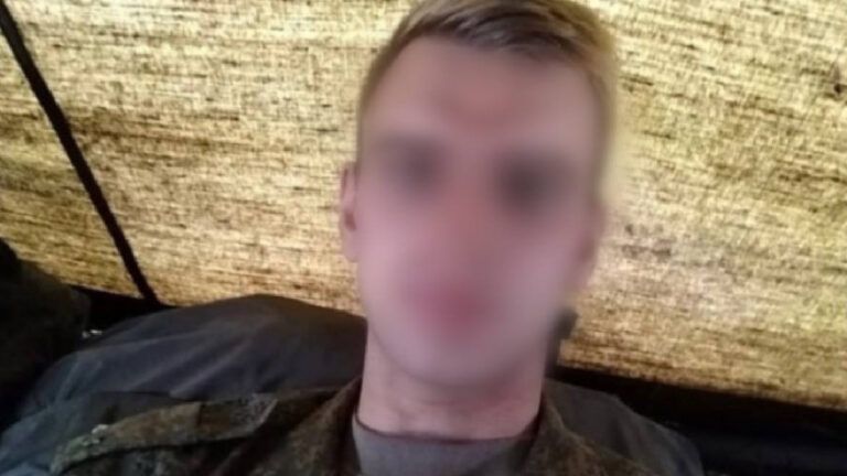 Поил алкоголем и насиловал девушек на оккупированной Херсонщине. Военному РФ сообщили о подозрении