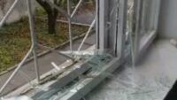 Пошкоджена під час обстрілу будівля Харківобленерго