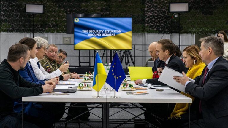 Чарльз Фріз