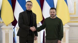 Зеленский поговорил со Стуббом: детали разговора 14 октября