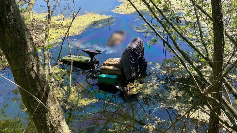 чоловік потонув на річці