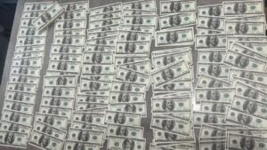 Требовал у раненого $4 тыс. за комиссование