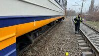 Під потяг Київської міської електрички потрапила людина