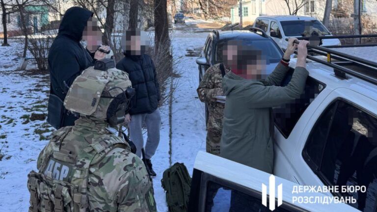 ДБР затримало в.о. мера на Рівненщині